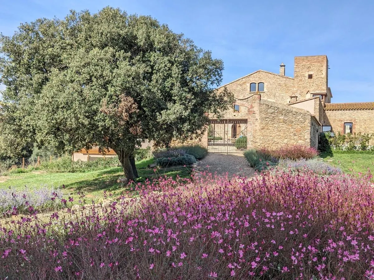 Mas Oms Hotel Montnegre 0*,
